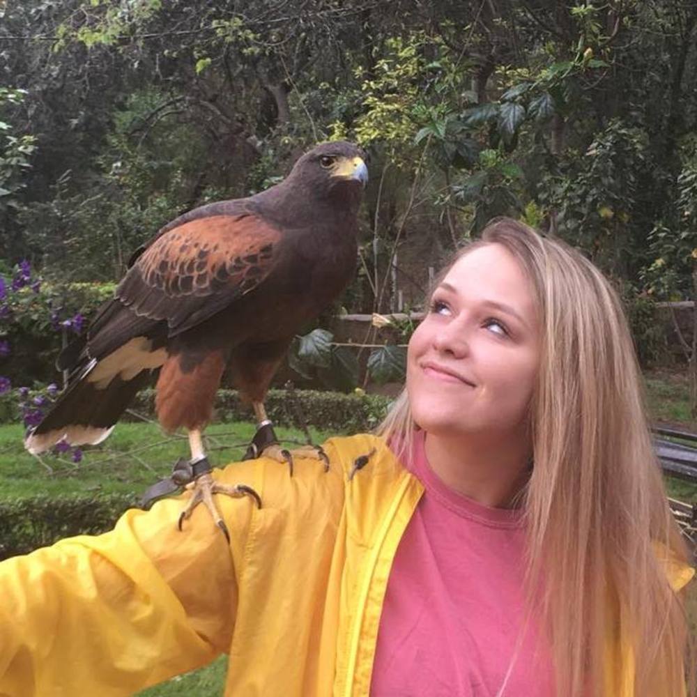 Meet your Posher, Jewel